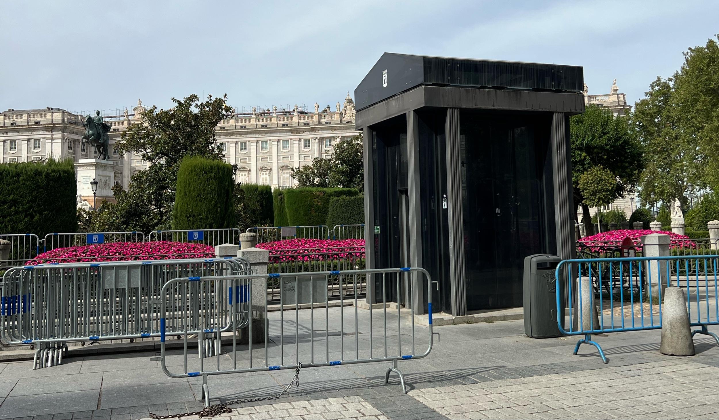 The Wedding Website of Andrew Lericos and Polly Mineva