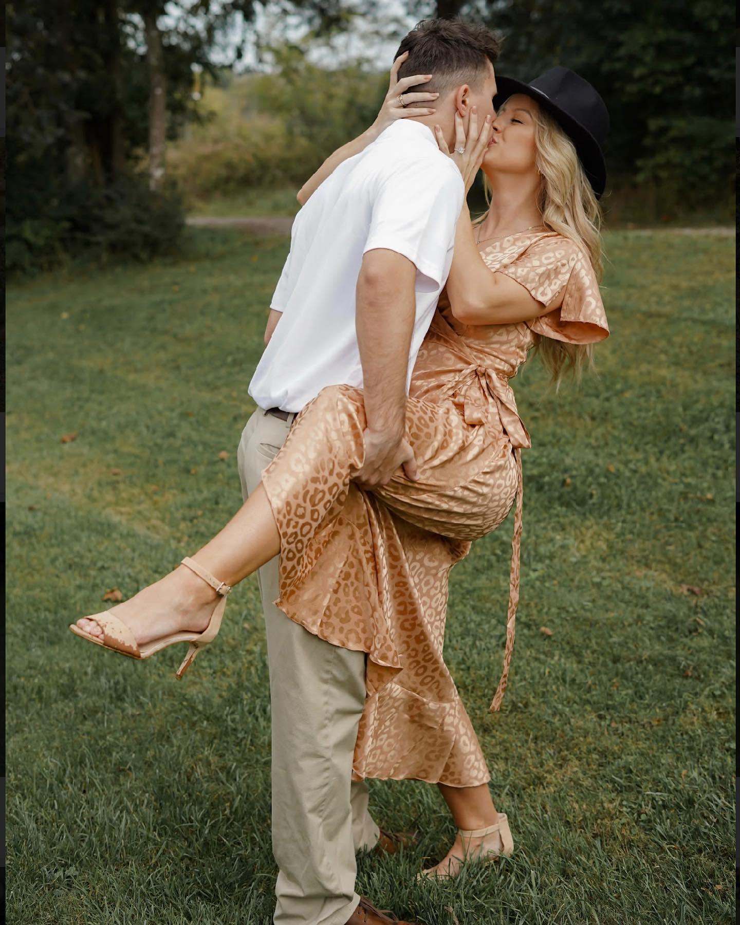 The Wedding Website of Gracen Williams and Dylan Jones