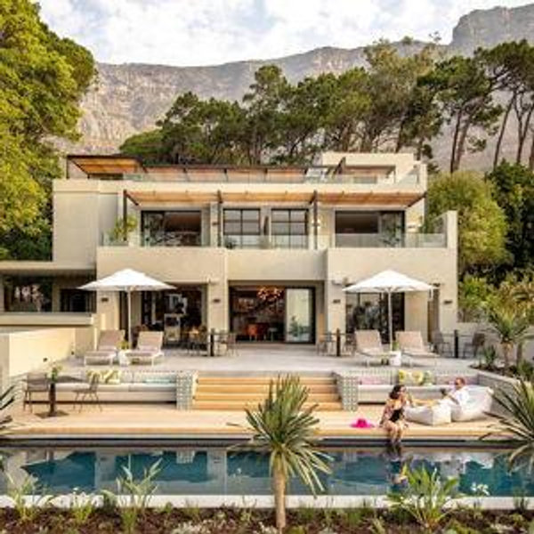 Mountainside Stay in Cape Town