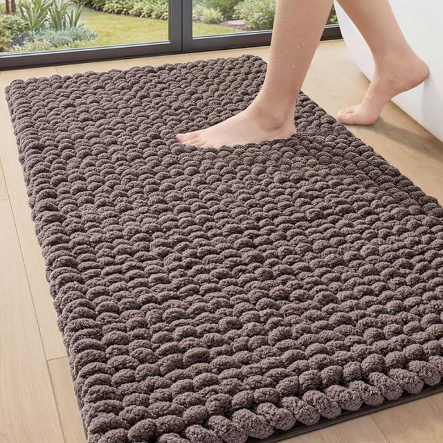 DEXI Bathroom Rugs 24x43, Non Slip Washable Bath Mat, Luxury Chenille Super Absorbent Ultra Thick Bathmats for Shower Floor, Plush Fluffy Shaggy Carpet for Tub, Brown