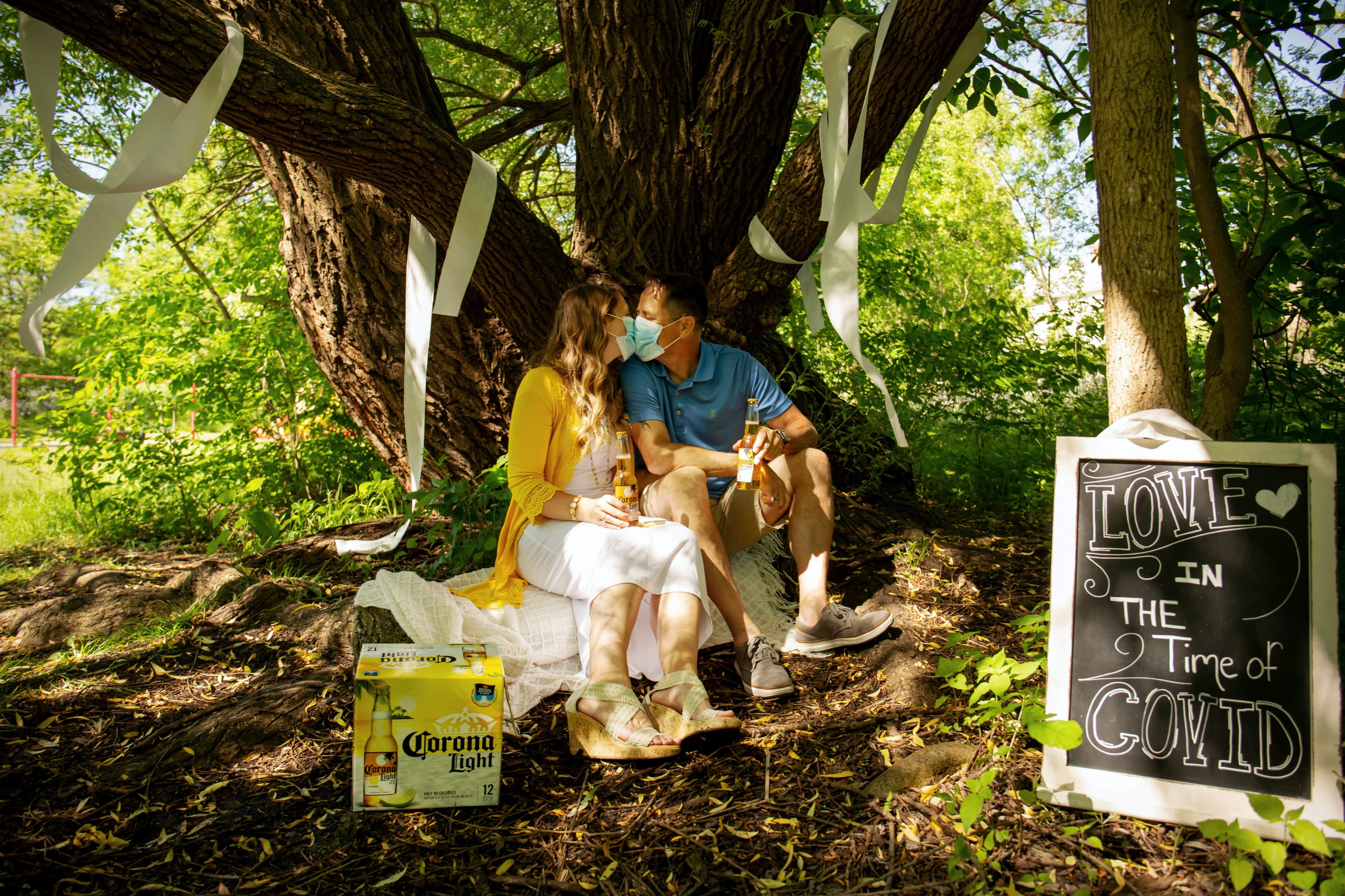 The Wedding Website of Rachel Couturier and Derek Lachniet