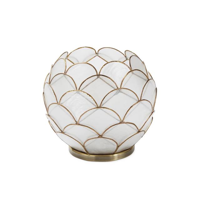 Scalloped Capiz Hurricane - Round (Small)