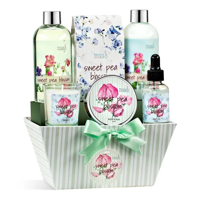 Sweet Floral Blossom Spa Gift Basket for Women – Mother’s Day Bath & Body Set with Lotion, Body Oil & Bath Salts