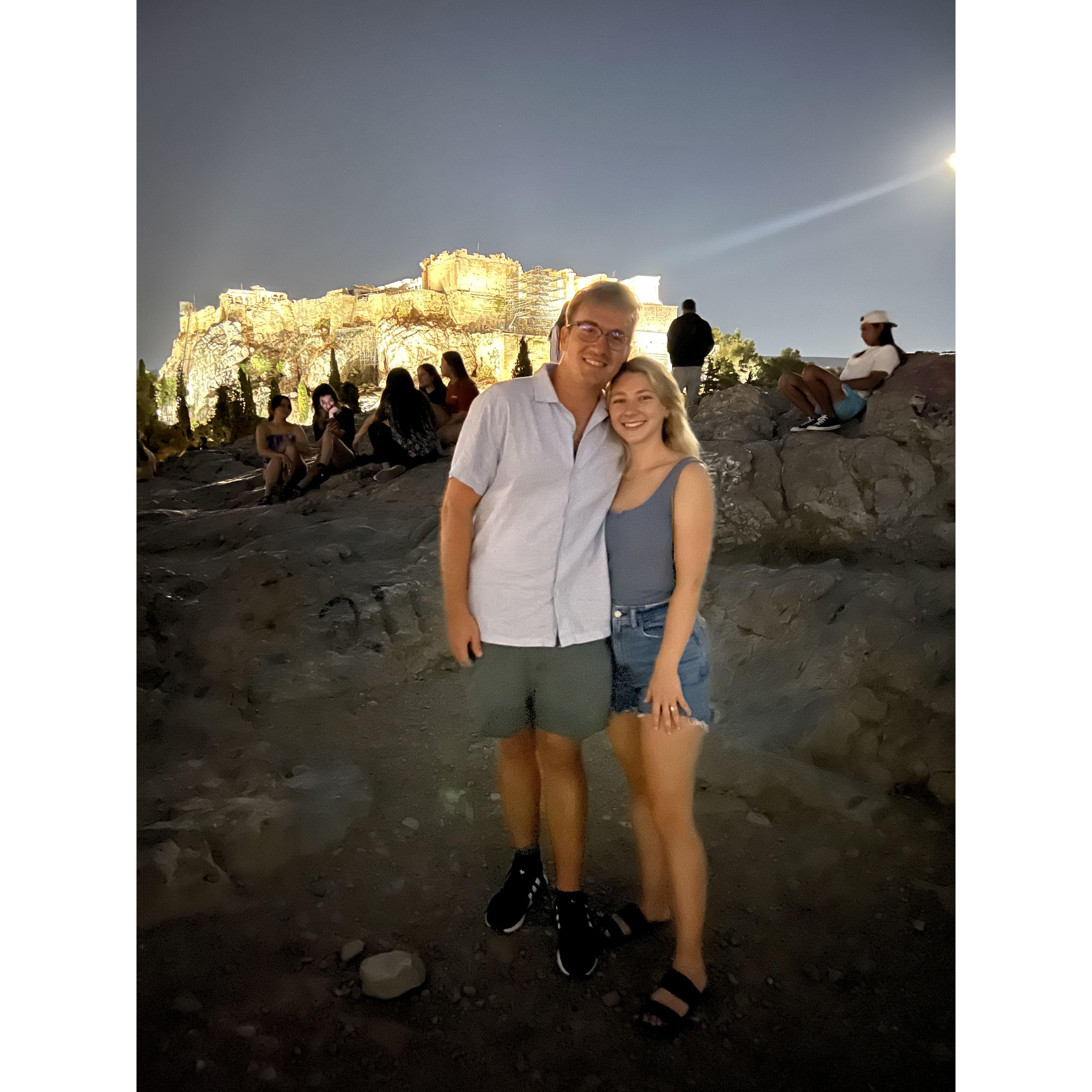 some family showed us a park overlooking the parthenon in athens!
