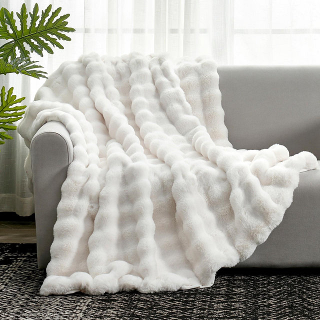 Cozy Bliss Faux Fur Throw Blankets Plush Fuzzy Soft Thick Bubble Blanket for Sofa Bedroom Living Room,50"*60",White