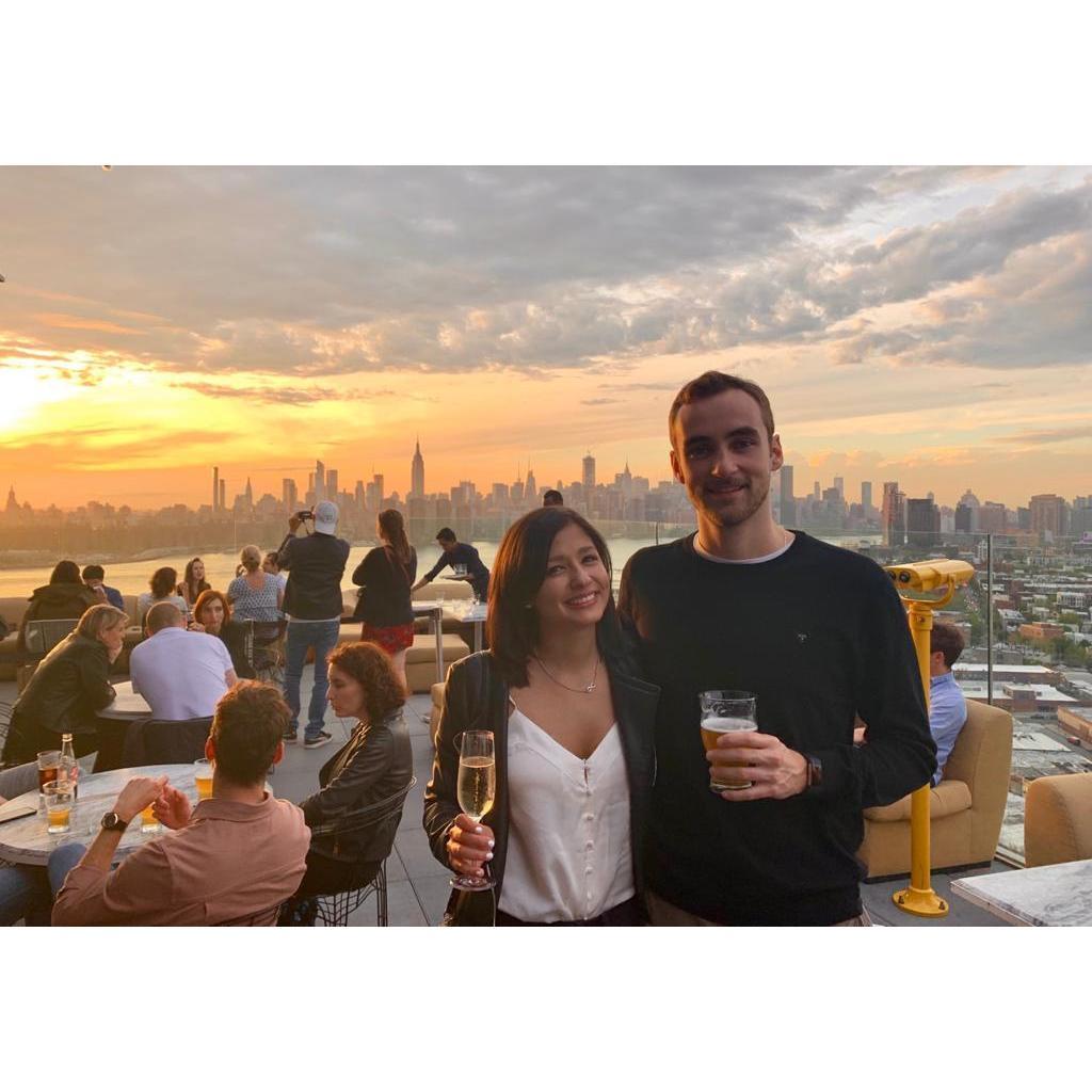 NYC skyline views from a rooftop bar in Brooklyn
