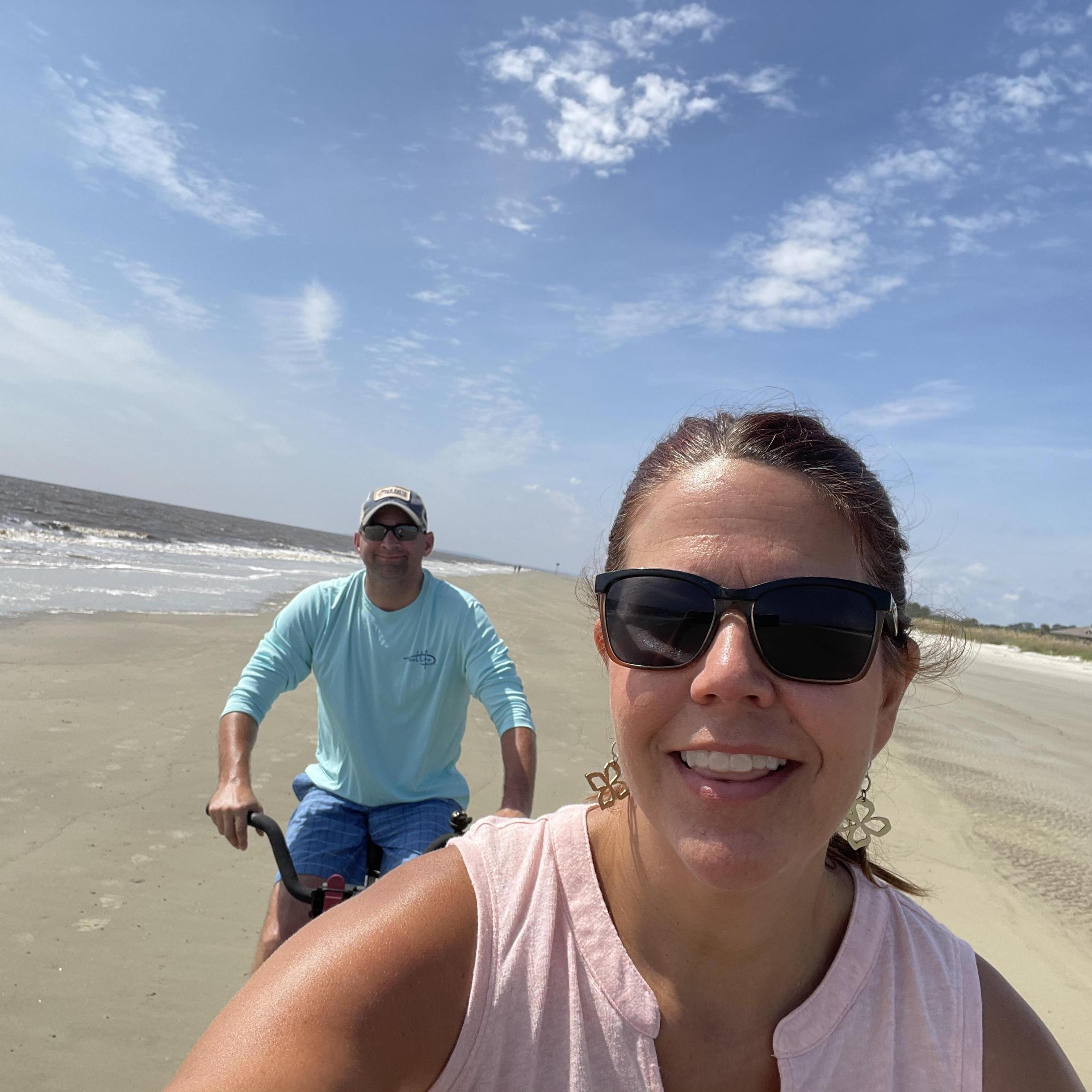 The wonderful beginning of a bike ride that turned out not so fabulous at the end. This might have been our first and last bike ride together ;)