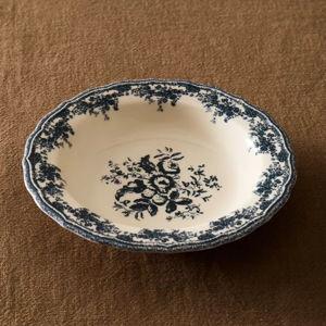 BLUE FLORAL EARTHENWARE SOUP PLATE - Dinner plates - KITCHEN & DINING - TABLEWARE | Zara Home