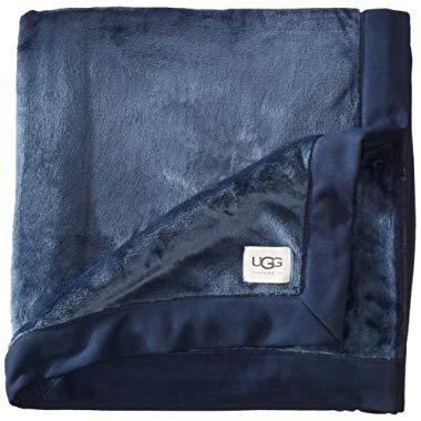 UGG Women's Duffield Throw