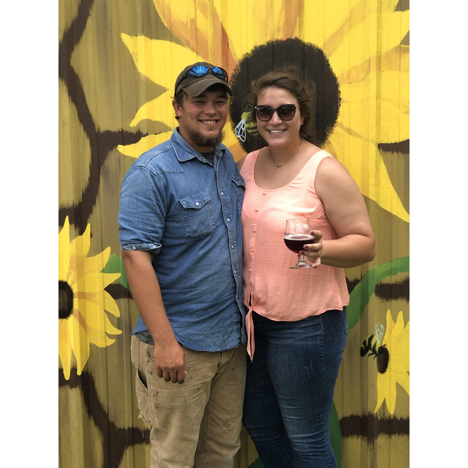 6-29-2019 Sam officially asked Kaitlyn to be his giiiirlfriend👩🏻❤️👨🏻