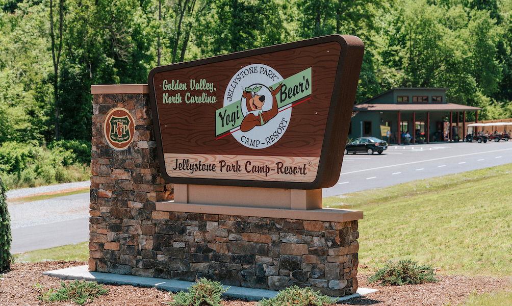 The Wedding Website of Savannah Bates and Justin Gibbs