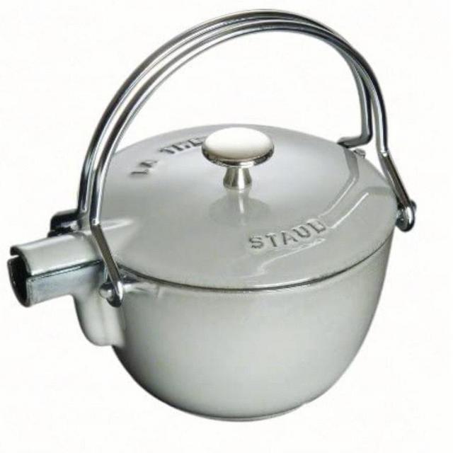STAUB Cast Iron Kettle in Graphite Grey