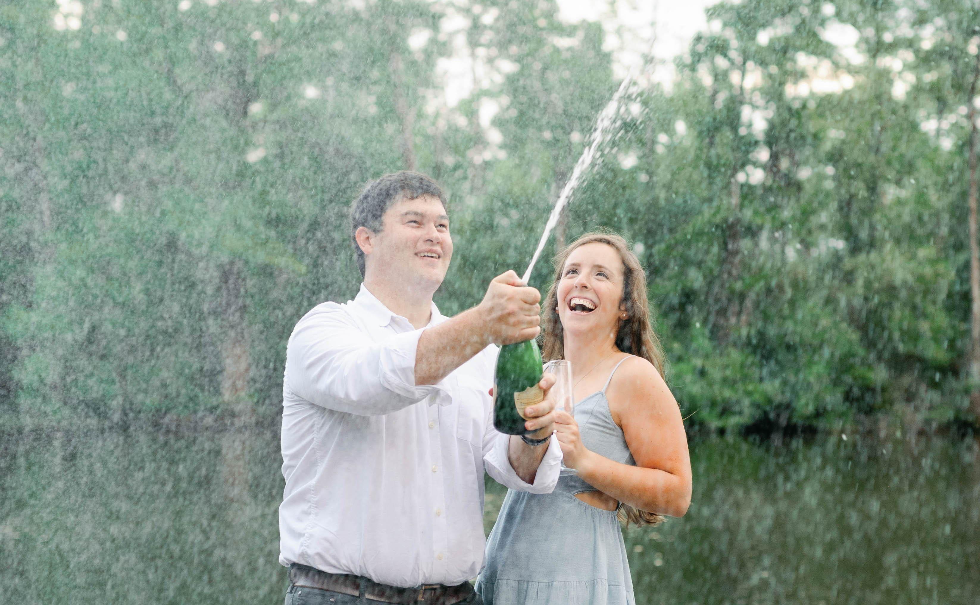 The Wedding Website of Lindsey Osbon and Hunter Windom