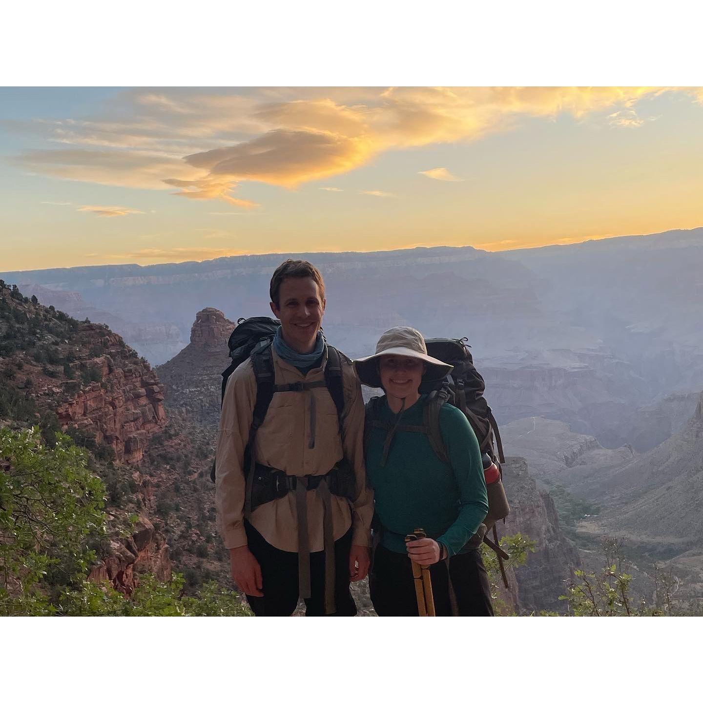 Sunrise hike down the Grand Canyon (2022)