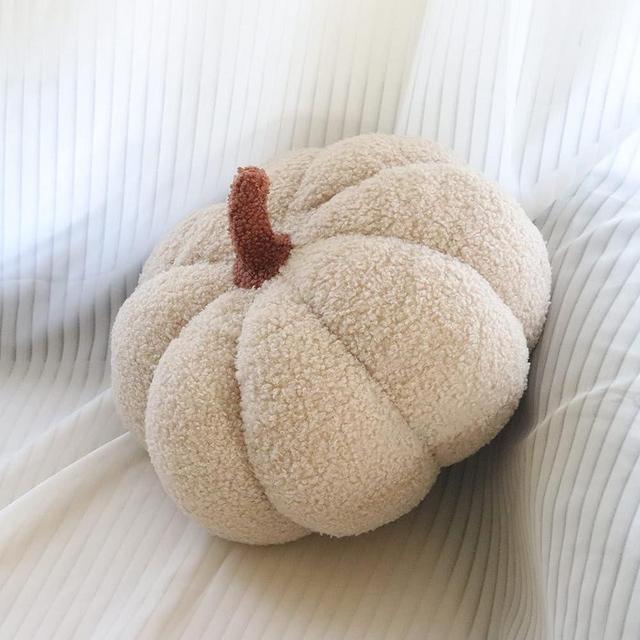YRXRUS Halloween Pumpkin Pillows, Off White Teddy Fleece 3D Pumpkin Shaped Throw Pillows Decoration, Cute 6x12 Inches Ultra Soft Sherpa Pillow for Natural Accent Room Decor, Gift