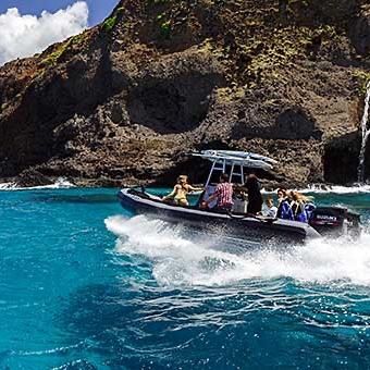 Capt Andy’s Na Pali Raft Day Expedition