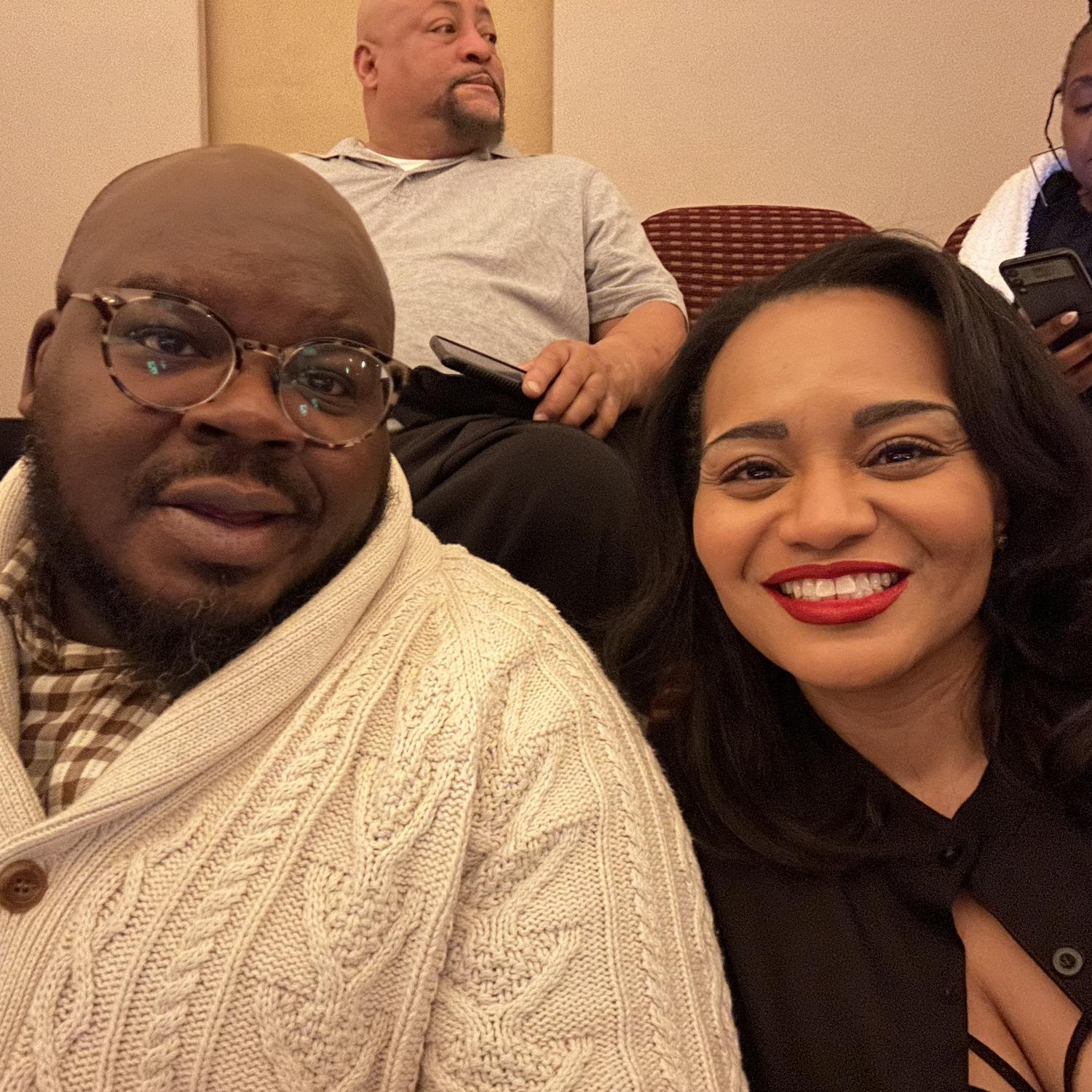The time Joi laughed so hard at a comedy show that Darrell got concerned 😂🤣😫