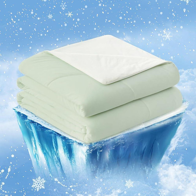 Cozy Bliss Cooling Comforter Queen Size, Cooling Blankets for Hot Sleepers and Night Sweats, Light Mint Green White Summer Comforter for Queen Size Bed, Breathable Soft lightweight Silk Smooth