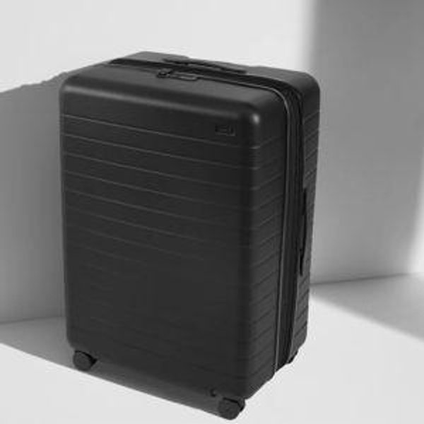 Large Expandable Suitcases: Black | Away