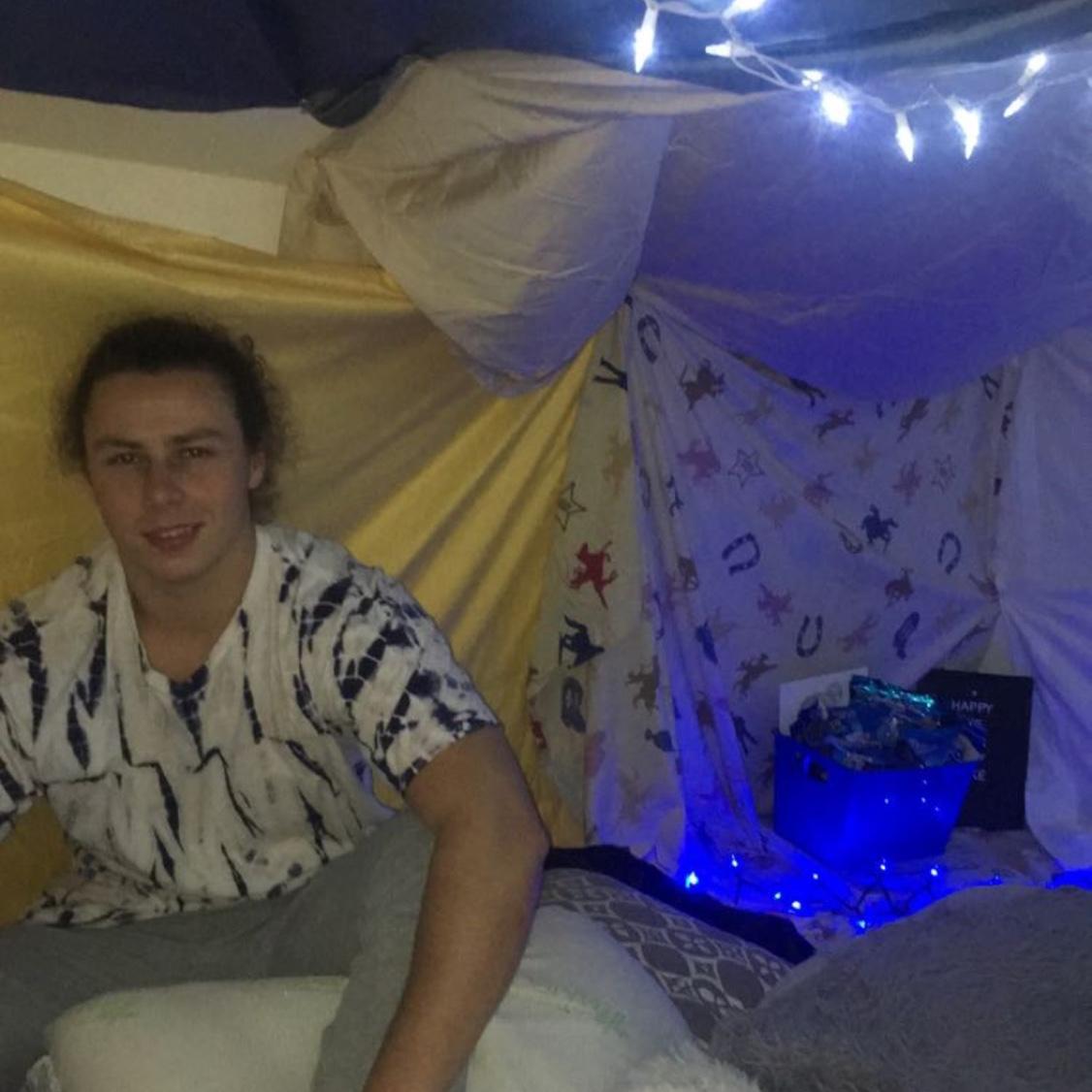 This was Logan and Addison's one year anniversary building a fort in Addison's closet! August 13th 2019