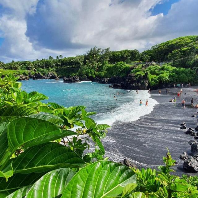 Road to Hana Rental Car