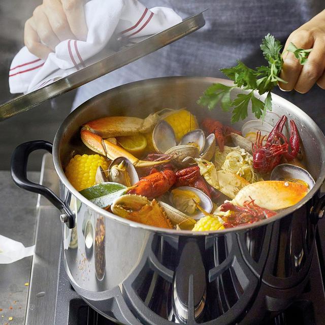 KitchenAid 8 Qt. Covered Stockpot