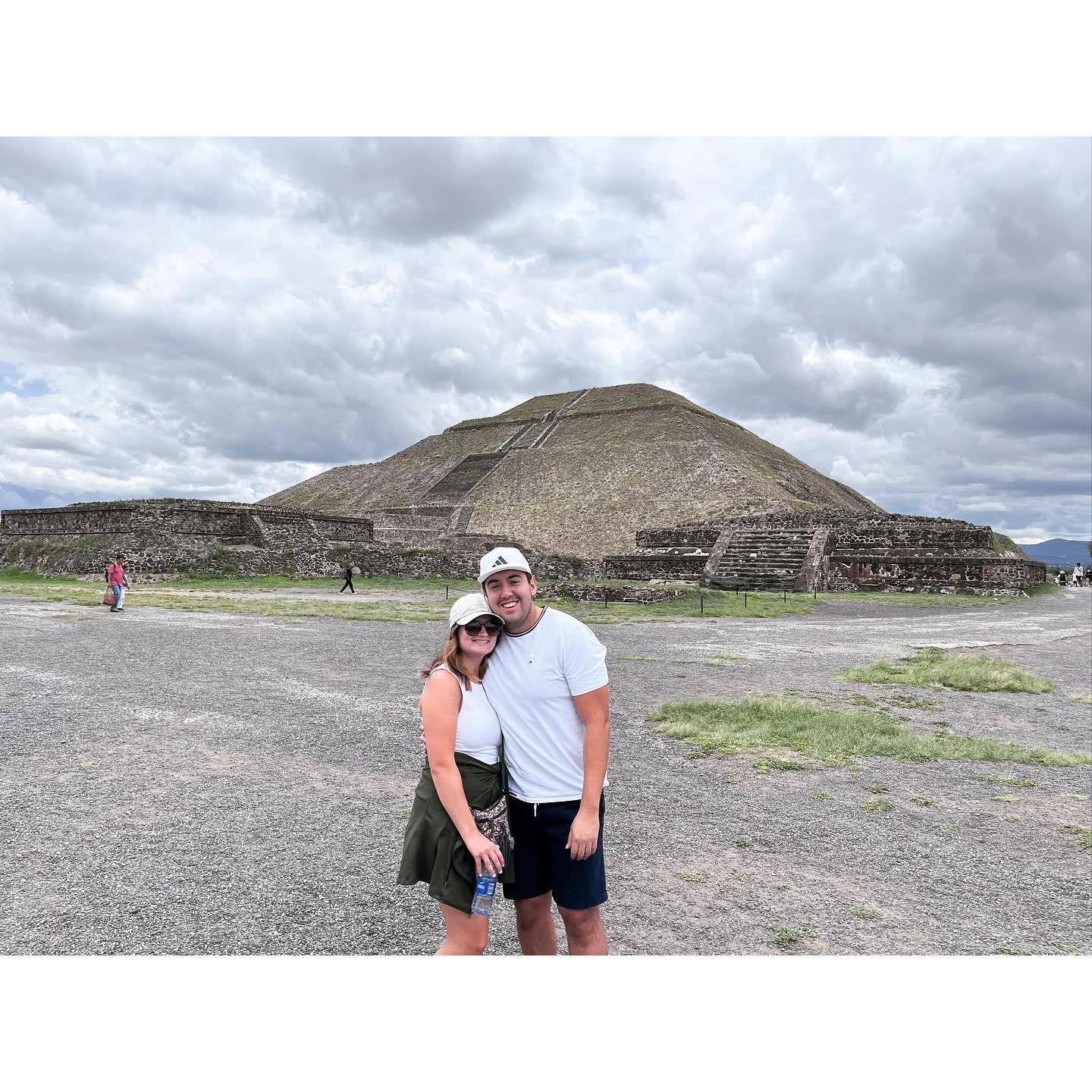 Visiting the pyramids of Teotihuacan~July 2023