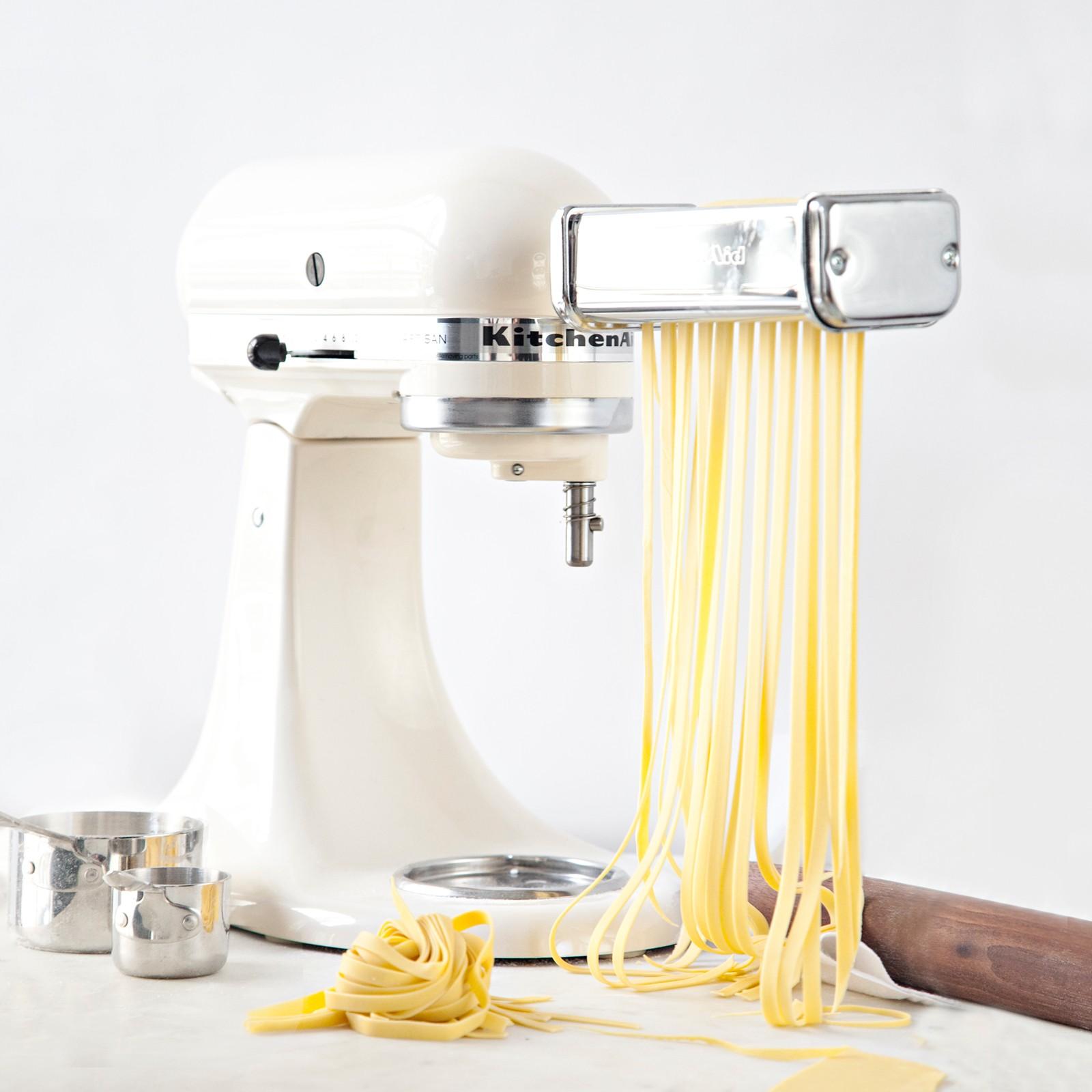 making pasta with kitchenaid mixer attachment