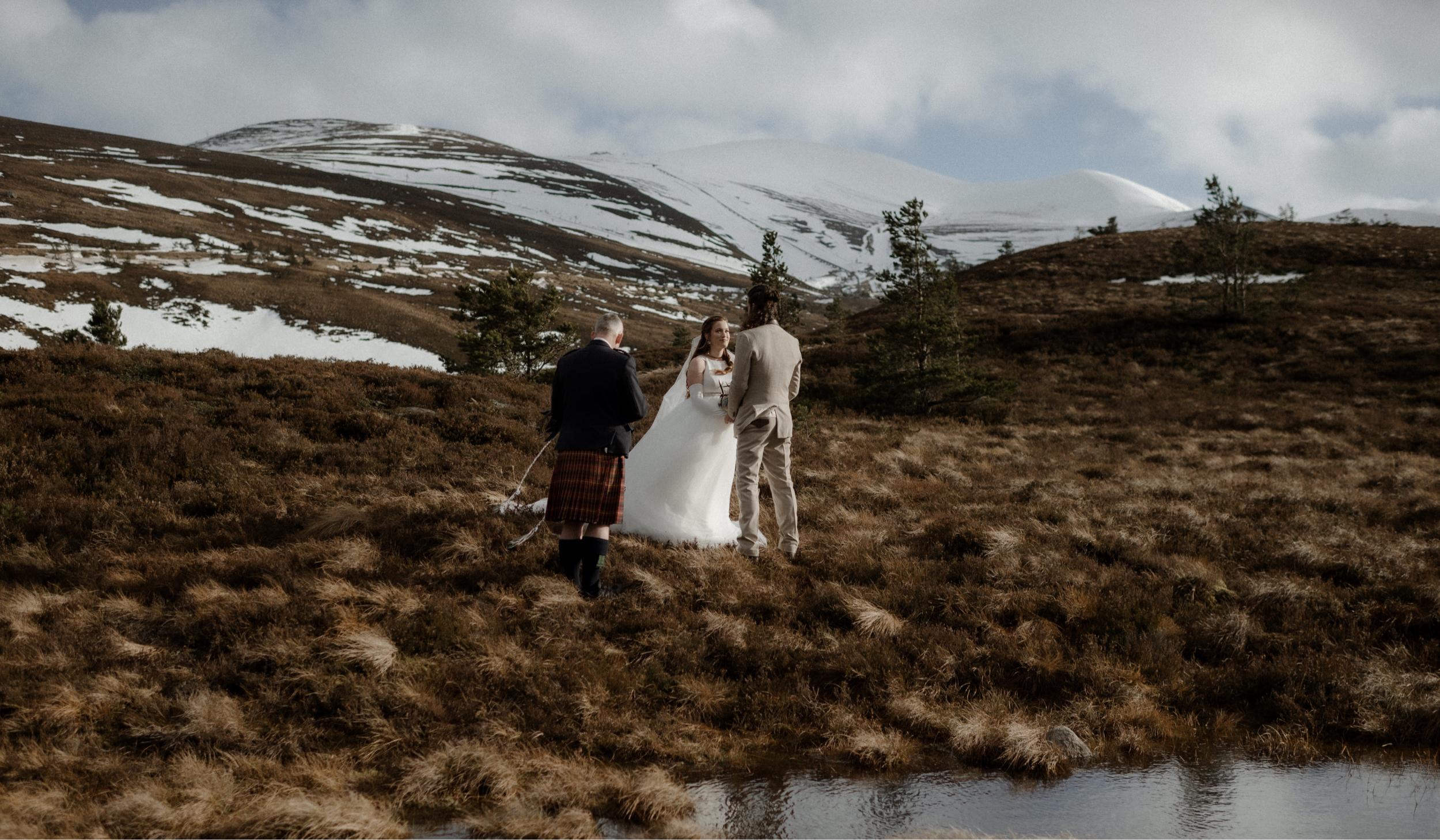 The Wedding Website of Alex Gray and Shania Gray