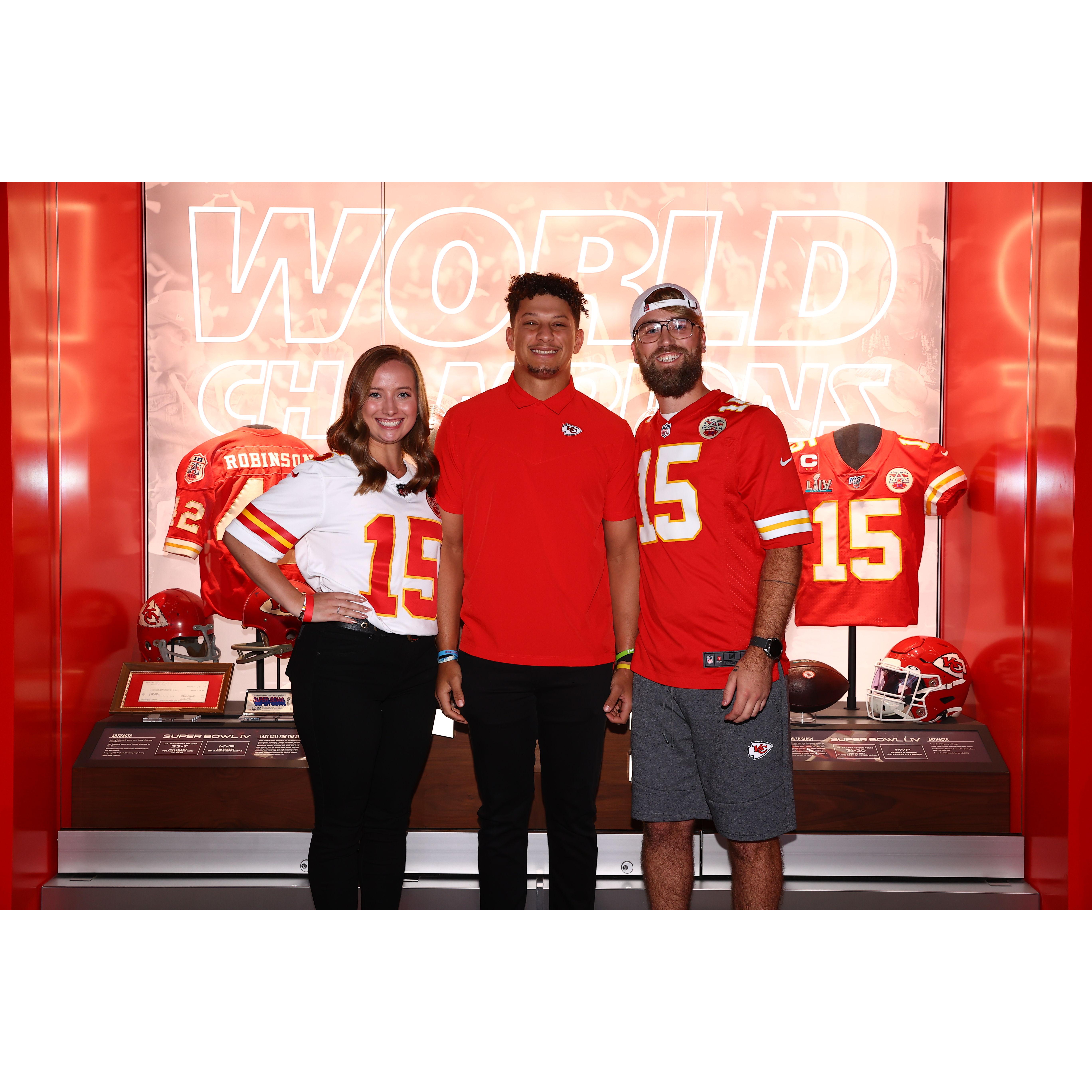 September 19, 2022 - Metting Patrick Mahomes at GEHA Field at Arrowhead Stadium