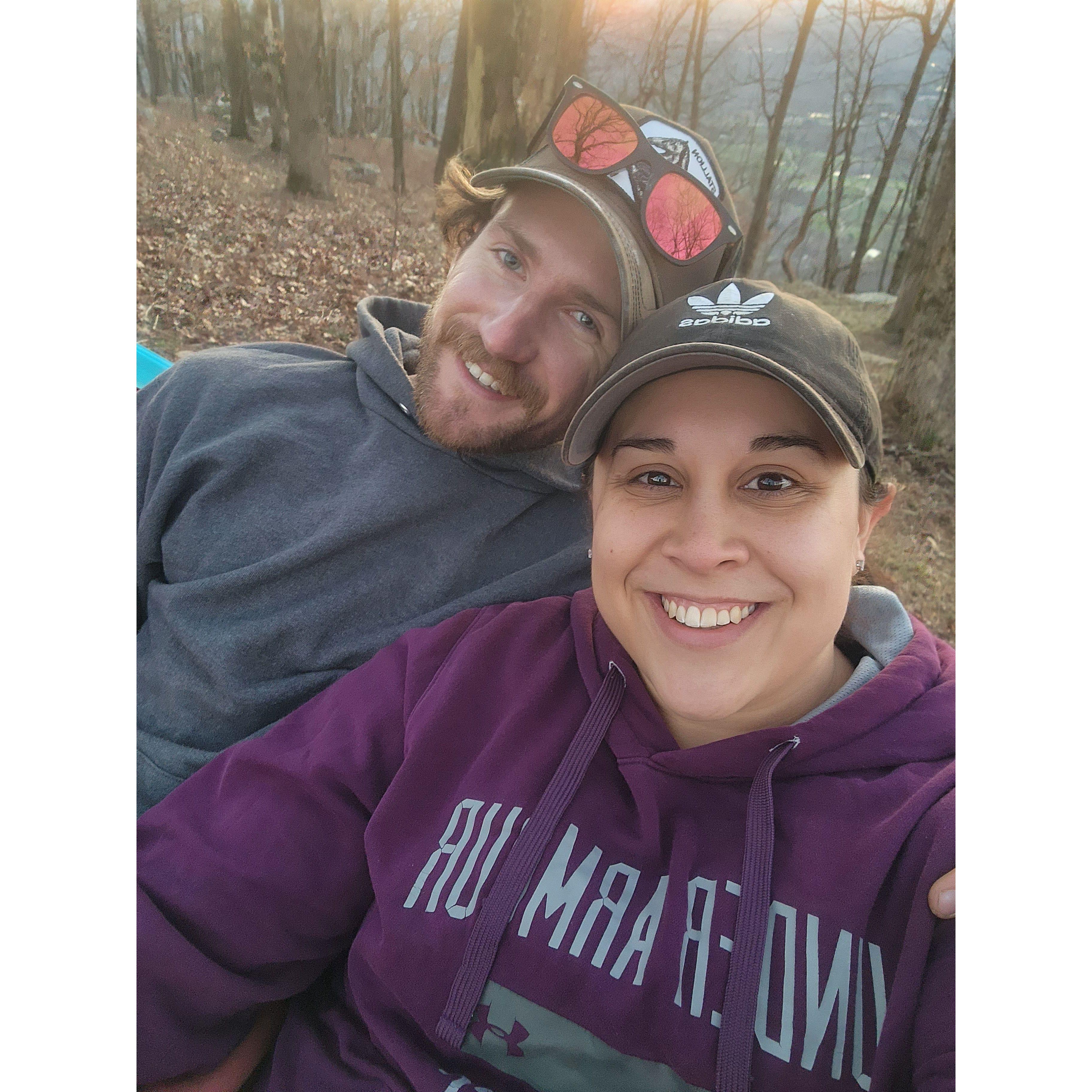 A hike up Yonah Mountain and an overnight stay at the top! 03.04.23
