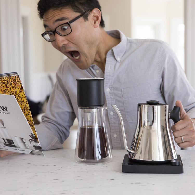  Fellow Stagg [XF] Pour-Over Coffee Maker Set - Kit Includes  Stagg [XF] Pour-Over Dripper, Stagg Double Wall Glass Carafe, and 30 Paper  Filters : Home & Kitchen