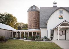 The Wedding Website of Emma Smith and Drew Hafenbreadl