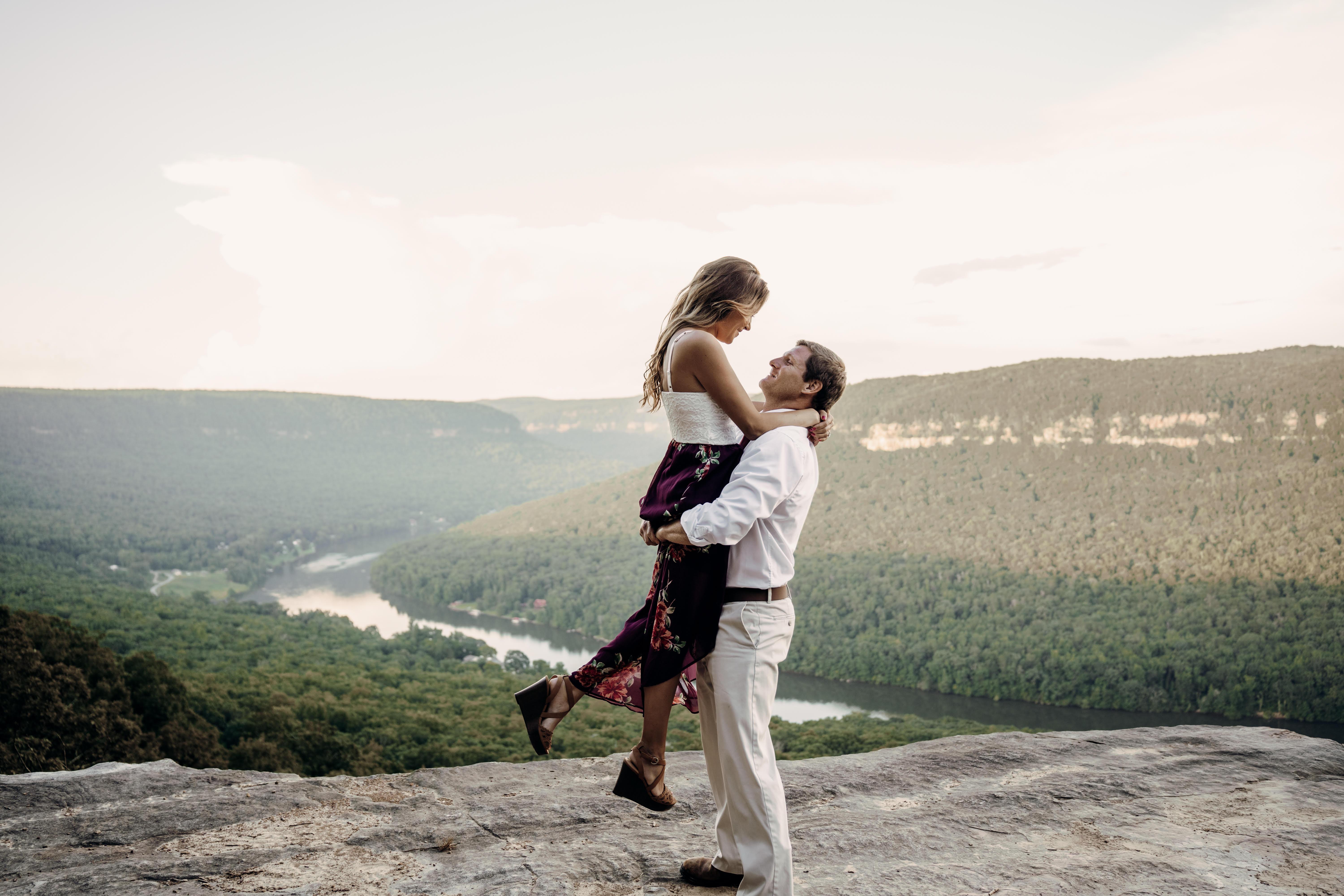 The Wedding Website of Lundy Elise Longstreth and David Andrew Hollenbeck