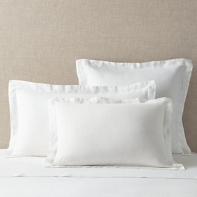 Stonewashed Belgian Linen Flange Sham - in Fog