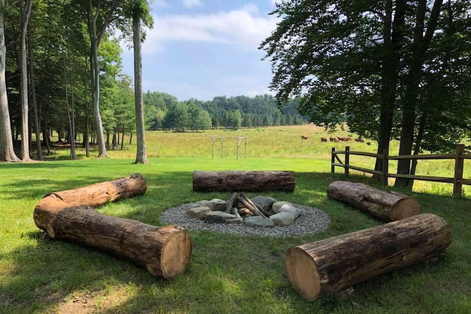 The Wedding Website of Tali Jones and Jessica Hews