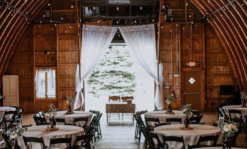 The Wedding Website of Leah Flolo and James Pape
