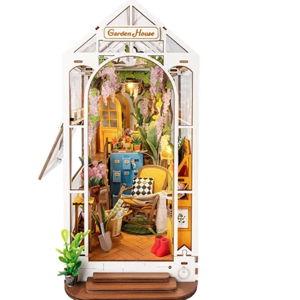 Book Nook Garden House