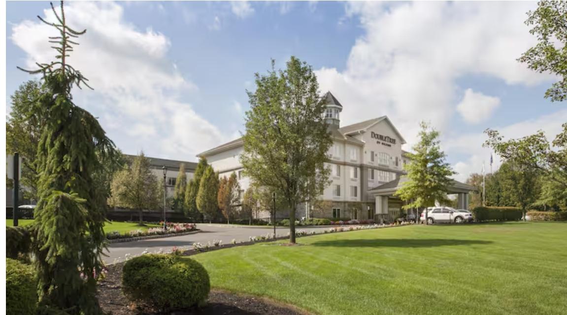 The Wedding Website of Lauren Twomey and Colin Neilon