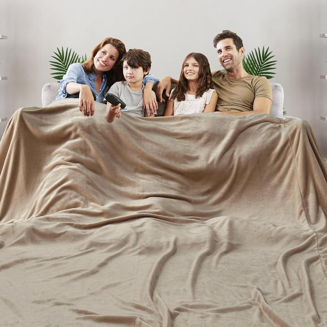 Edenleaf Big Oversized Soft Blanket, Giant Fleece Blanket 120x120, California King Warm Blanket for Whole Family, Bed, Sofa, Couch, Travel, Camping 120x120 Brown