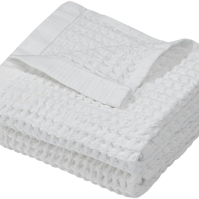 DEMMEX Organic Cotton Waffle Turkish Hand Towels for Bathroom & Kitchen, Large 20x30 in, 100% Oeko-TEX Certified Ultra Soft Turkish Cotton, Lightweight Quick Dry Waffle Weave, Set 2 (Crisp White)