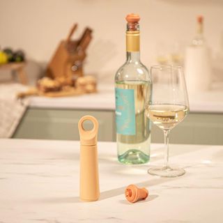 2-Piece Loop Wine Saver Set