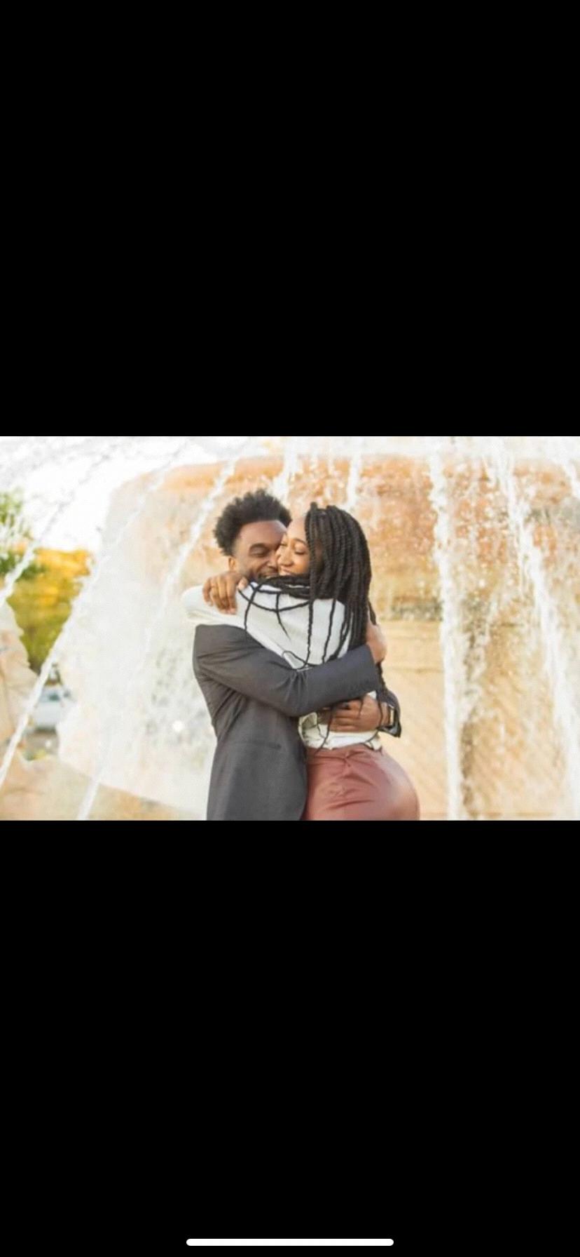 Surprise photo shoots, off gaurds and big hugs make the best pictures!
(Nov. 2018)
