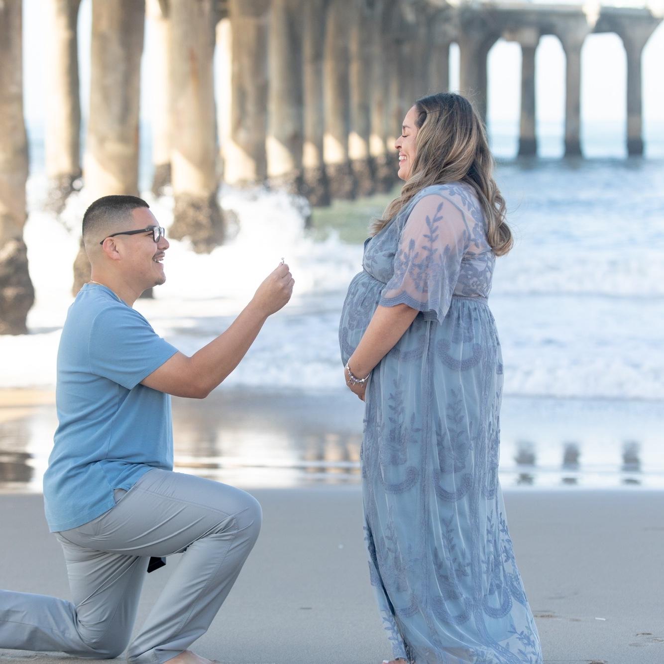 Proposal during Maternity photoshoot!