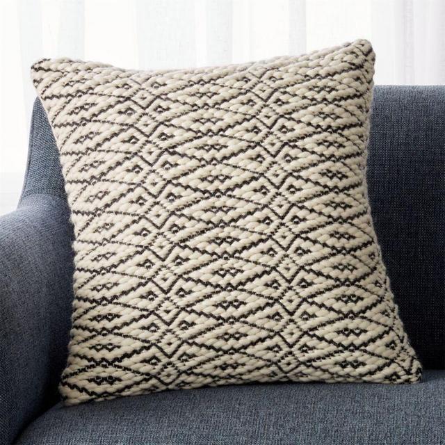 Morando Moroccan Pillow with Feather-Down Insert 20"