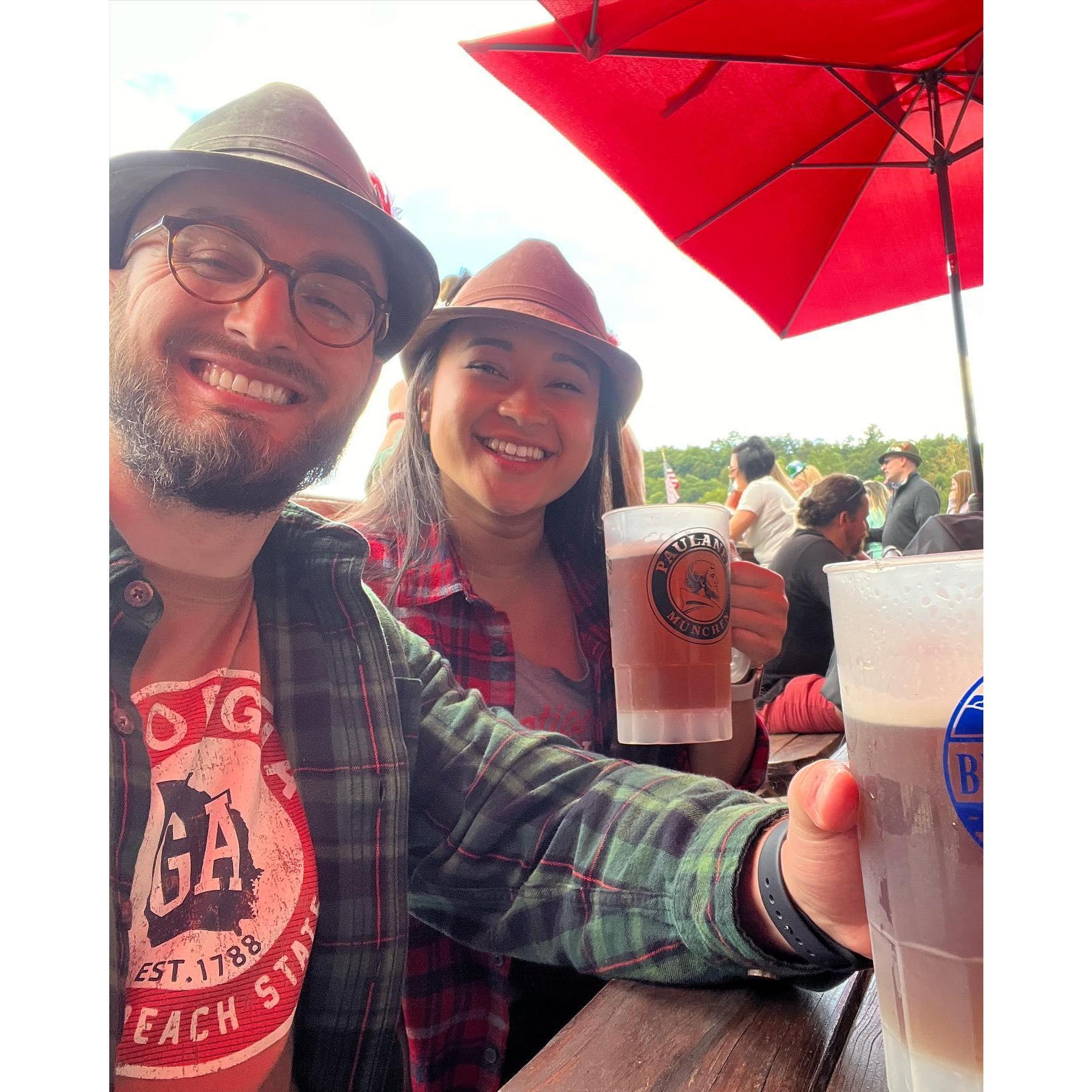 Prost! Helen, Ga
