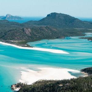 Whitehaven Beach Sail & Snorkel Day Trip