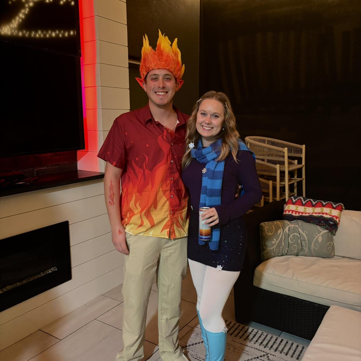 Christmas costume party - 12.2025