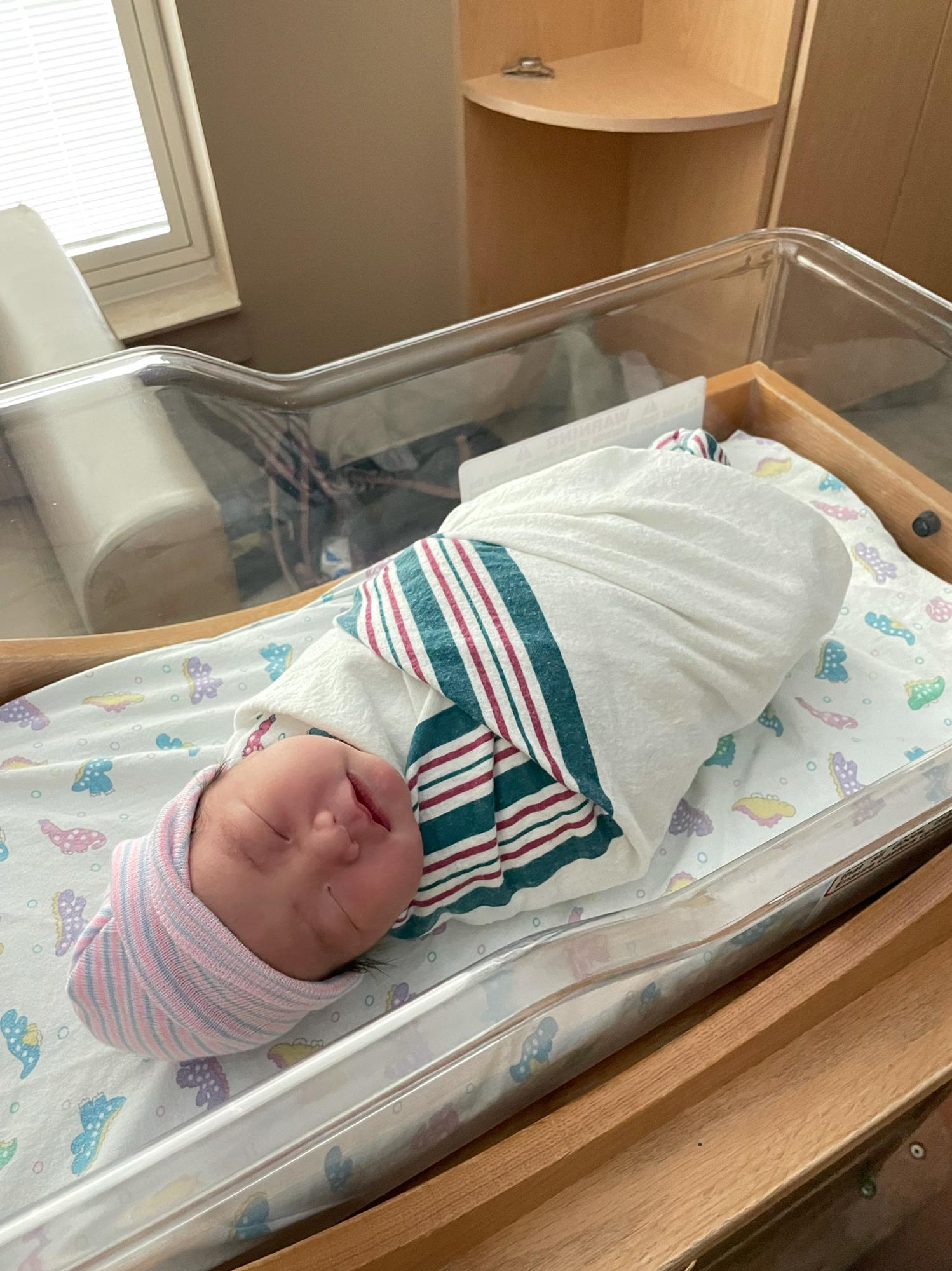 Ezra Jordan Yun was born on August 7, 2021!