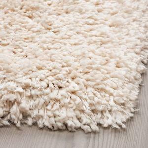 White shaggy rug